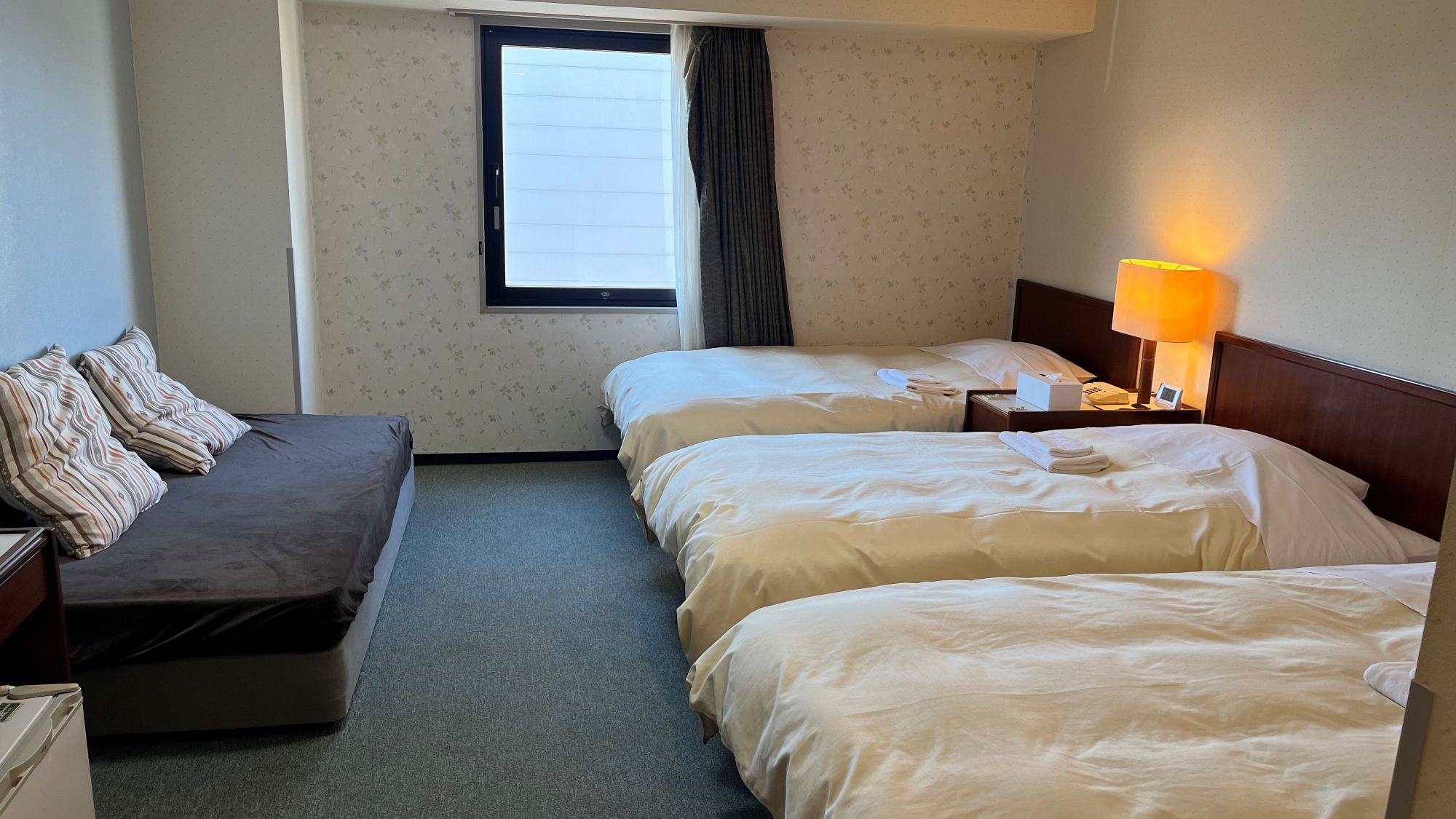 トリプルルーム