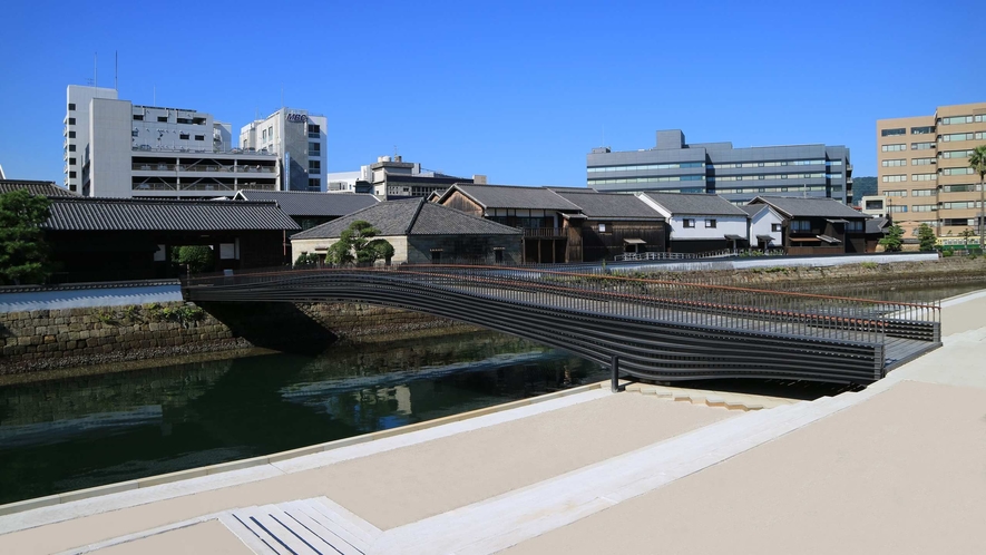 出島表門橋【画像提供：（一社）長崎県観光連盟】