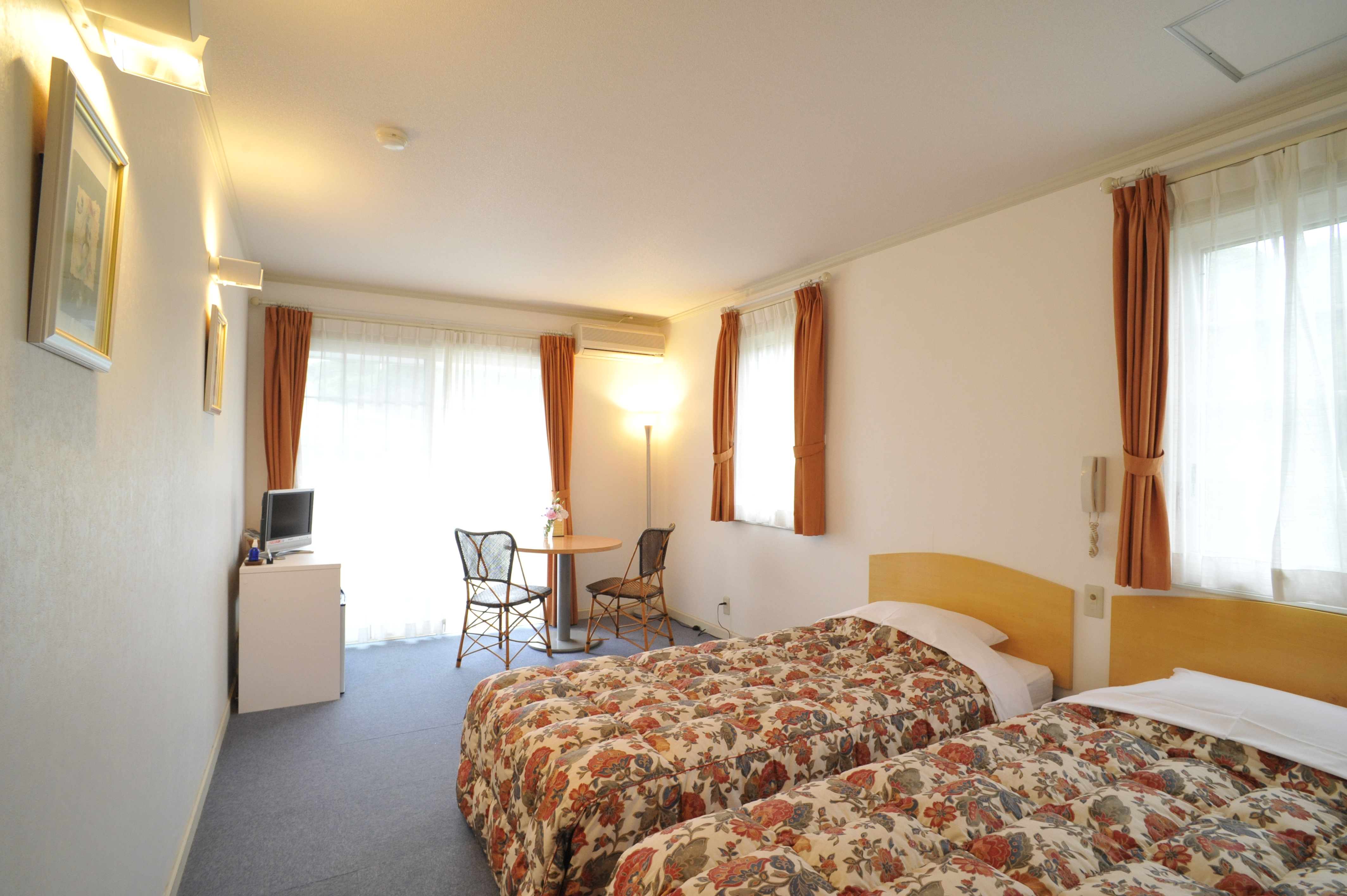 海側スーベリアツイン（2名様から4名様）