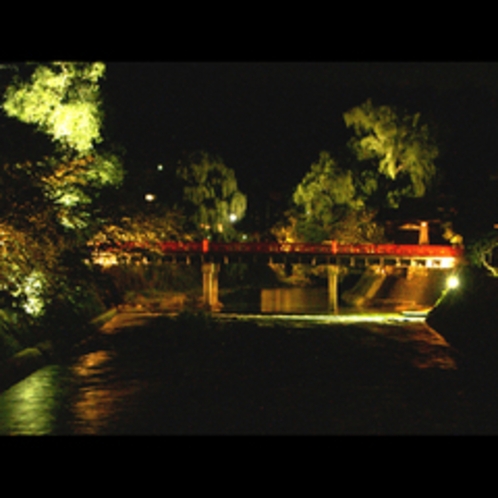 夏の中橋（夜景）