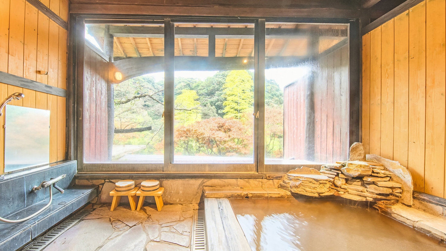 【さき楽60】早めの予約がお得。鹿児島黒豚と旬菜を愉しむ味わい会席＜2食付／霧会席＞