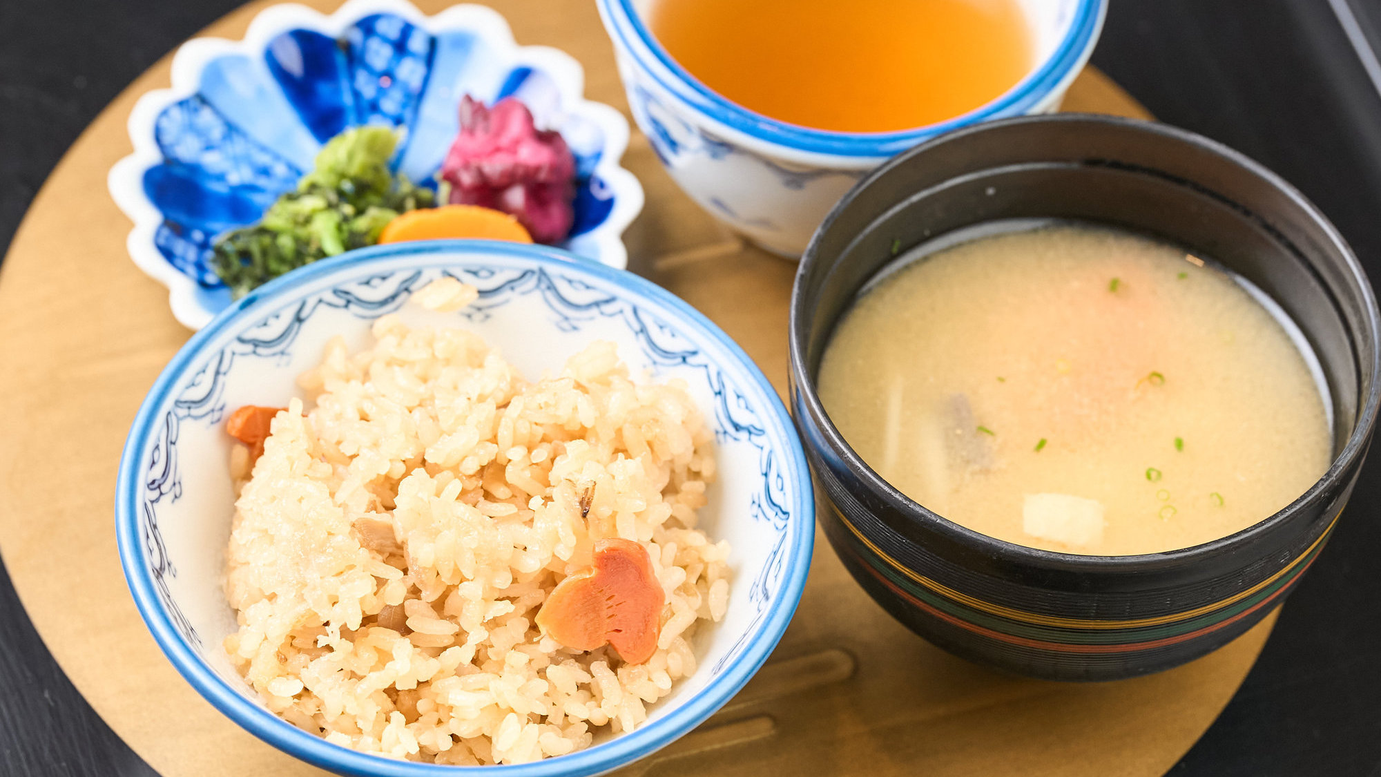 【夕食一例】四季折々の鹿児島の食材をつかった会席料理