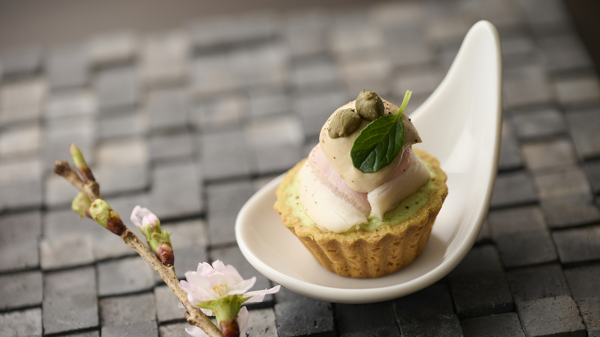 ・【Dinner（一例）】豊かな山、大地、海が育む四季折々の地域の恵みを堪能するコース料理