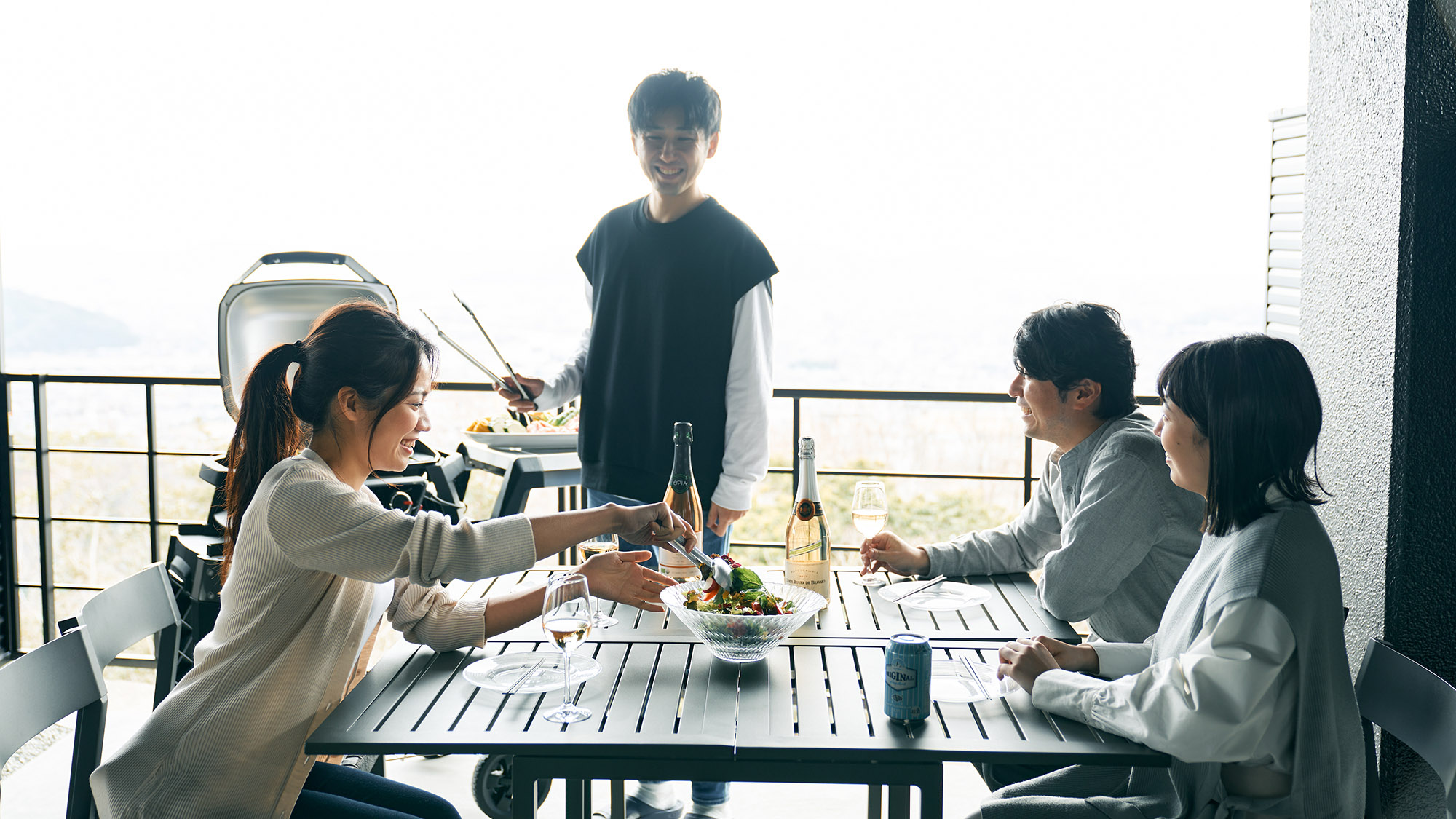 ・【絶景バレルサウナ付スイート】テラスではBBQもお楽しみいただけます（食材はご用意ください）