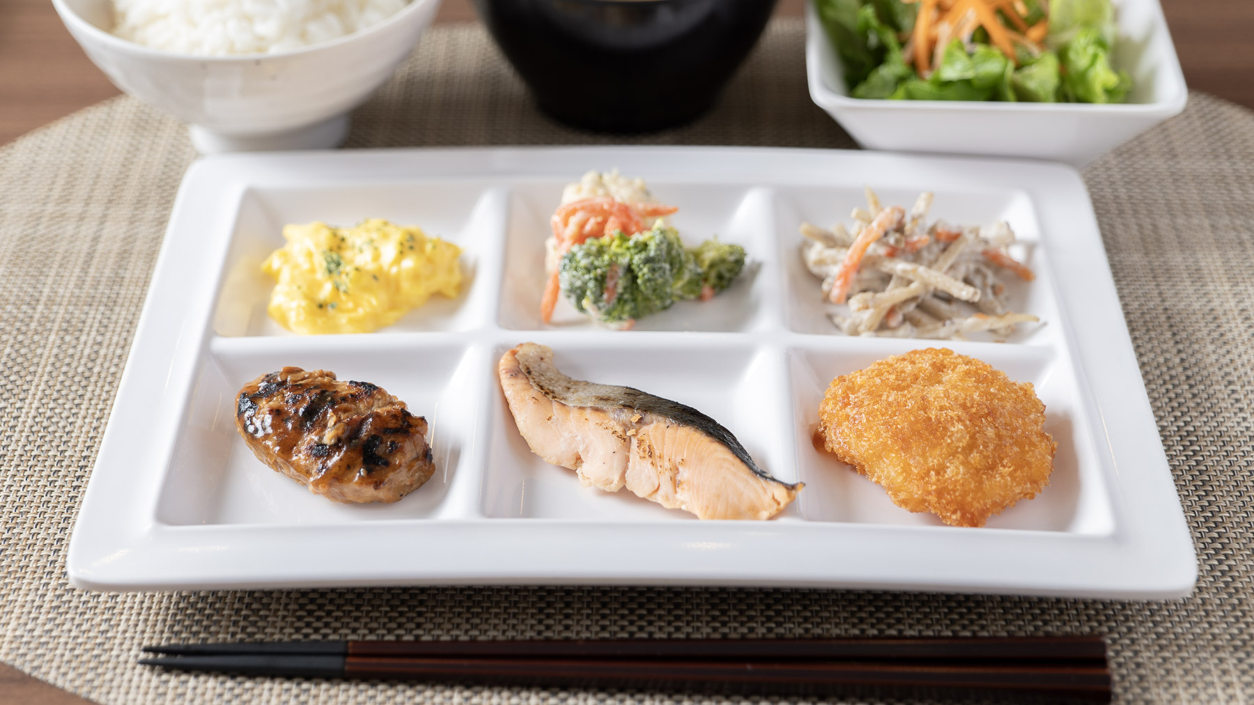 健康的な一日を支える朝食メニューです