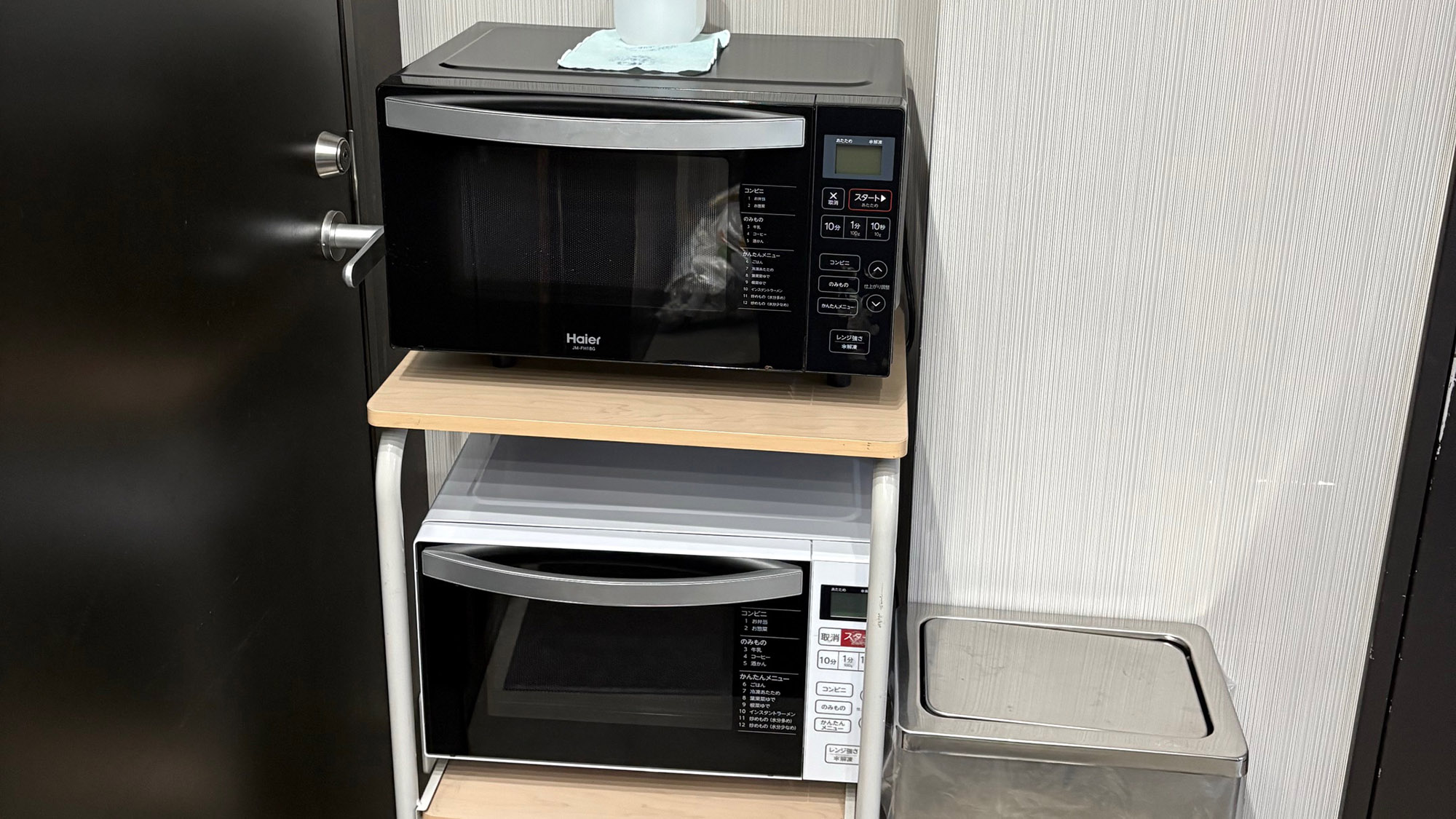 ・【電子レンジ】電子レンジを2台完備。お待たせすることなくお使いいただけます