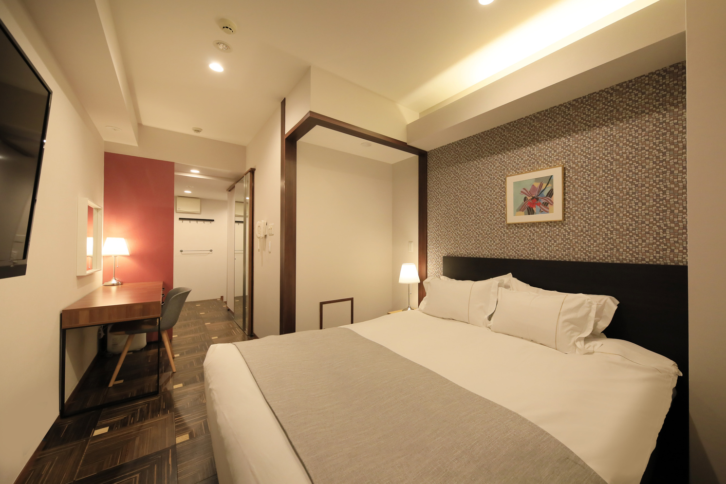 ◆本館◆禁煙◆スタンダードクイーン　《1-2名様》