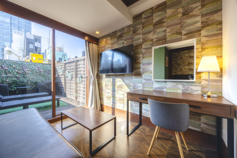 ◆スーペリアキング　バルコニー付き　《約30平米-》