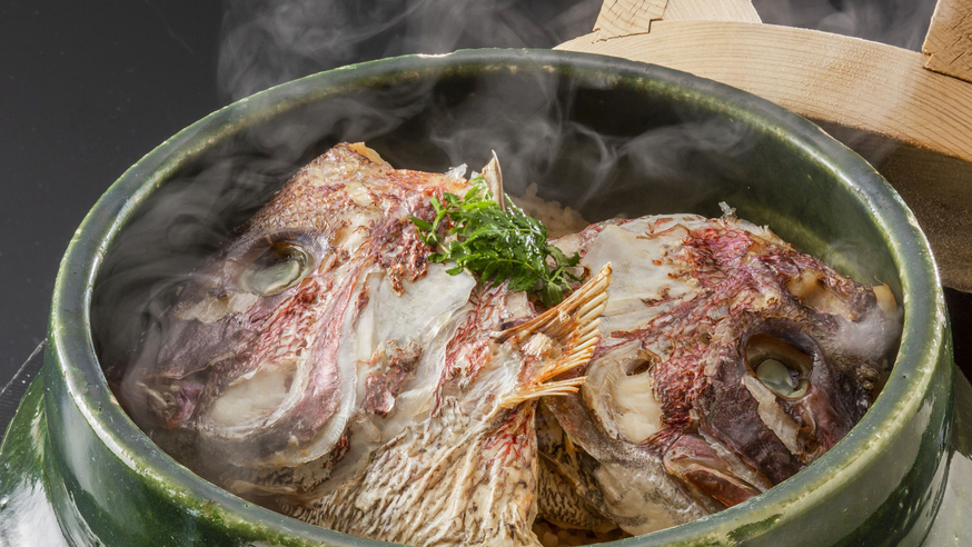 景勝館名物【鯛釜めし】