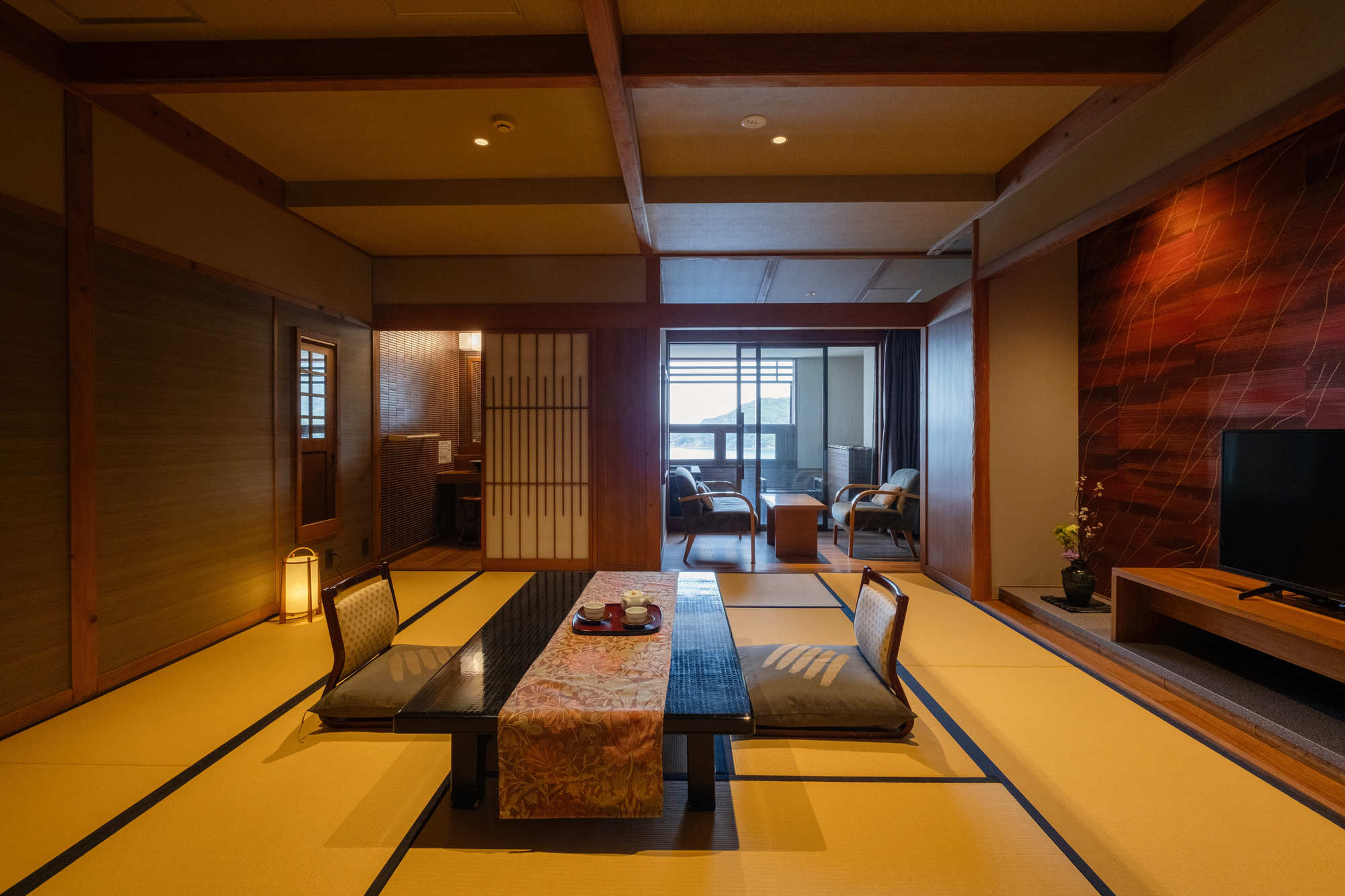 【本館‐露天風呂付客室】