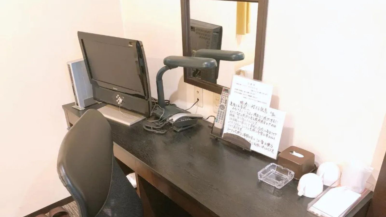 客室デスク