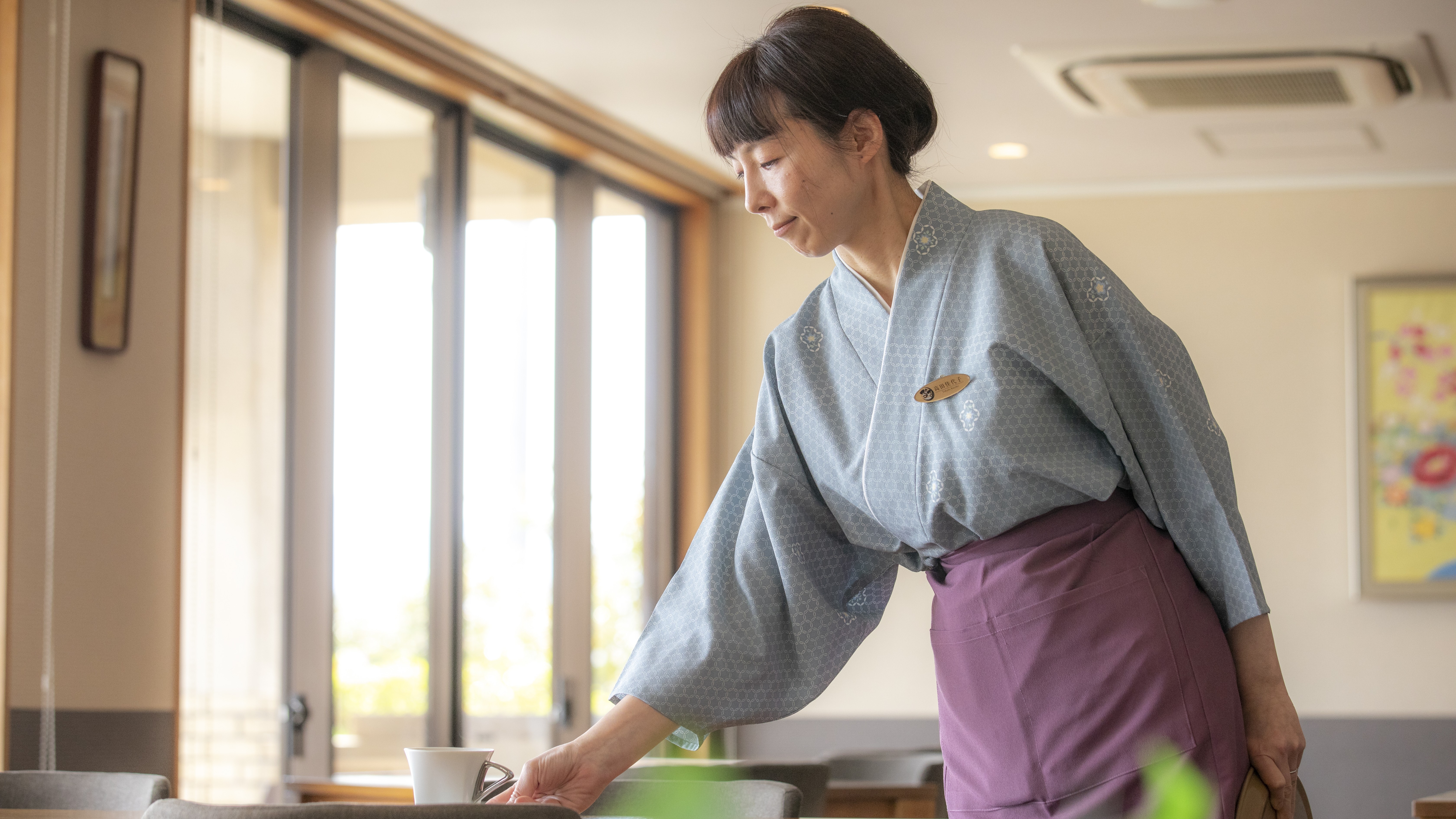 【スタッフ】心を込めて、自家焙煎（コーヒー）の一杯をお届け。