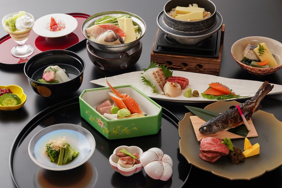 料理人の技術と季節の恵みが織り成す美しい会席料理