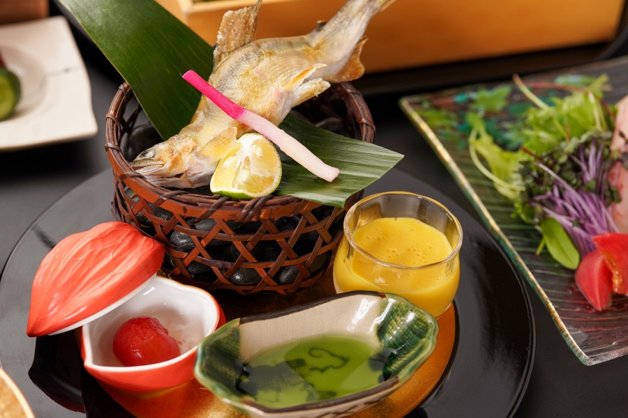 2025夏　本格会席(鮎塩焼き)