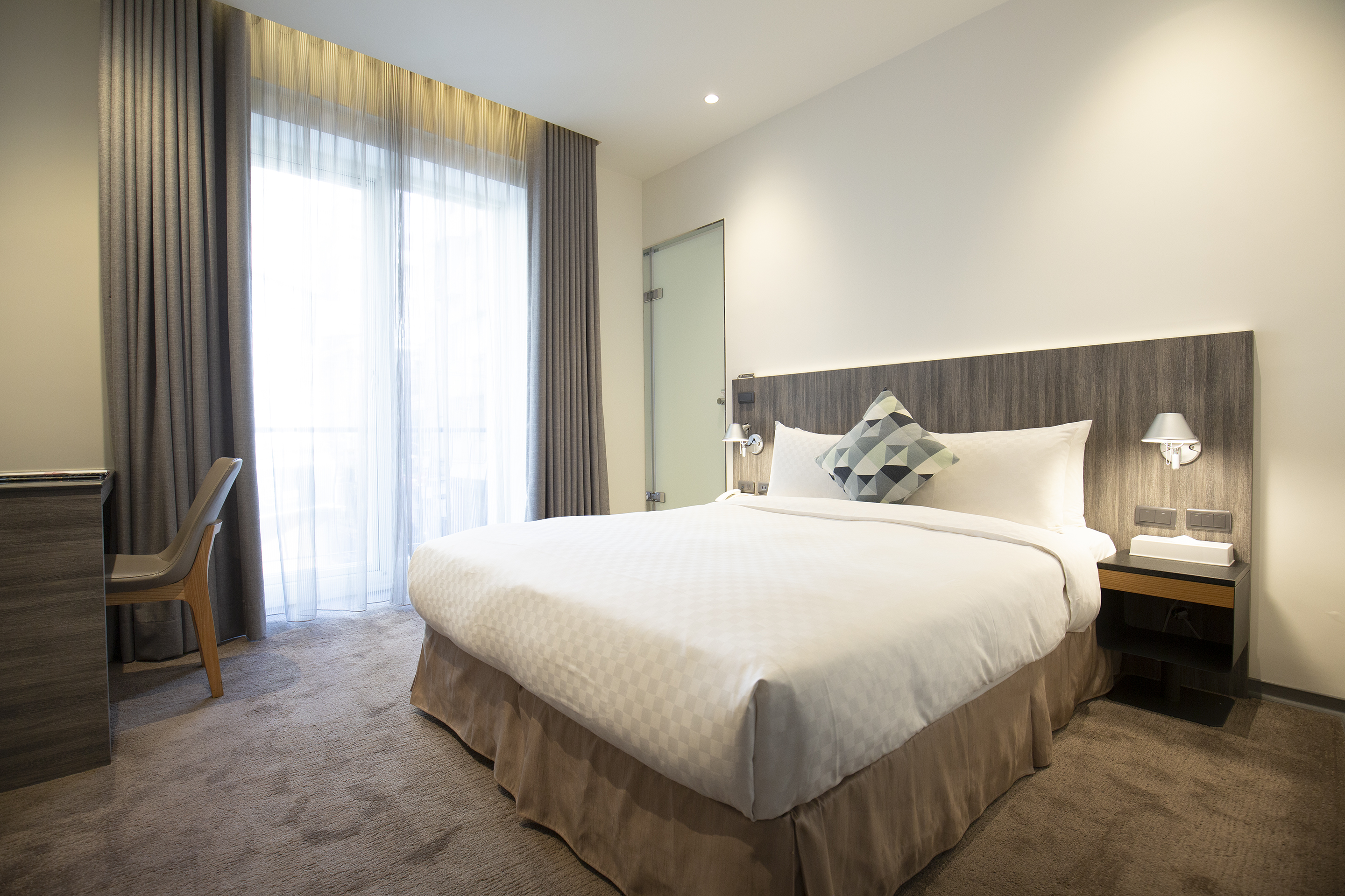 エリートバルコニール―ム