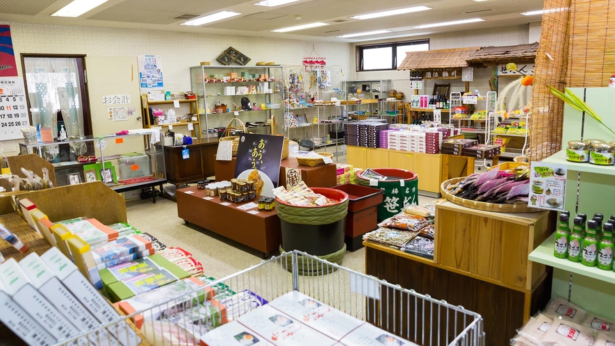 ・【館内】売店