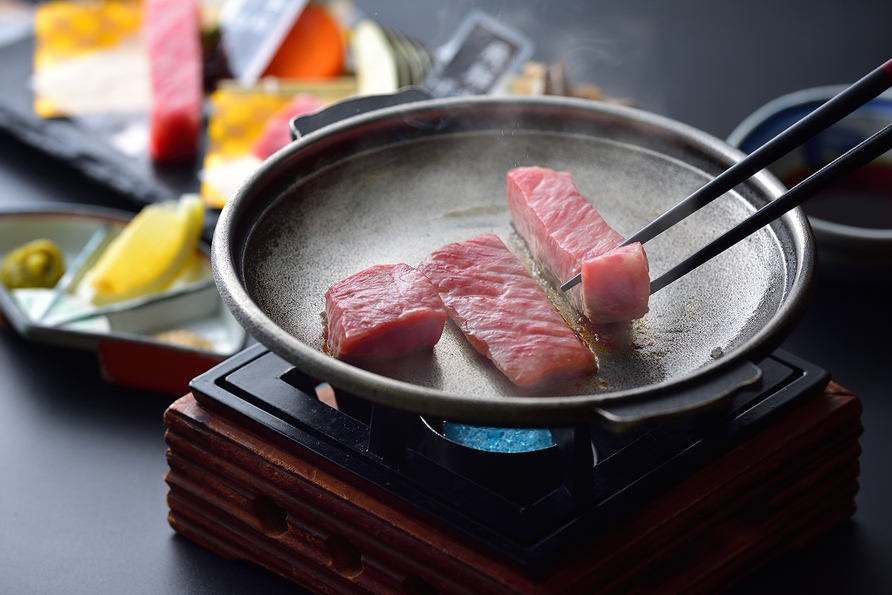 【早期割３０】5％OFFスタッフいち推し『極・扇御膳』1泊2食お造り7種・飛騨牛ステーキ3種食べ比べ