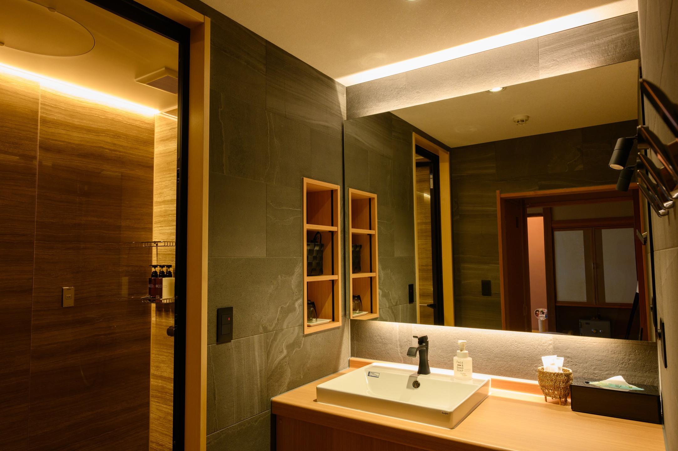 【禁煙】シャワーブース付　和室10畳