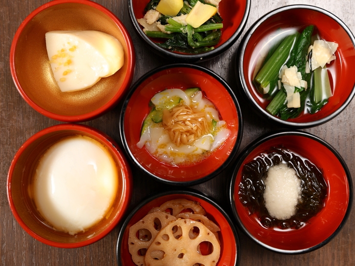 【女性限定】大人気アメニティの特典付きレディースプラン♪12時チェックアウト！【朝食付】