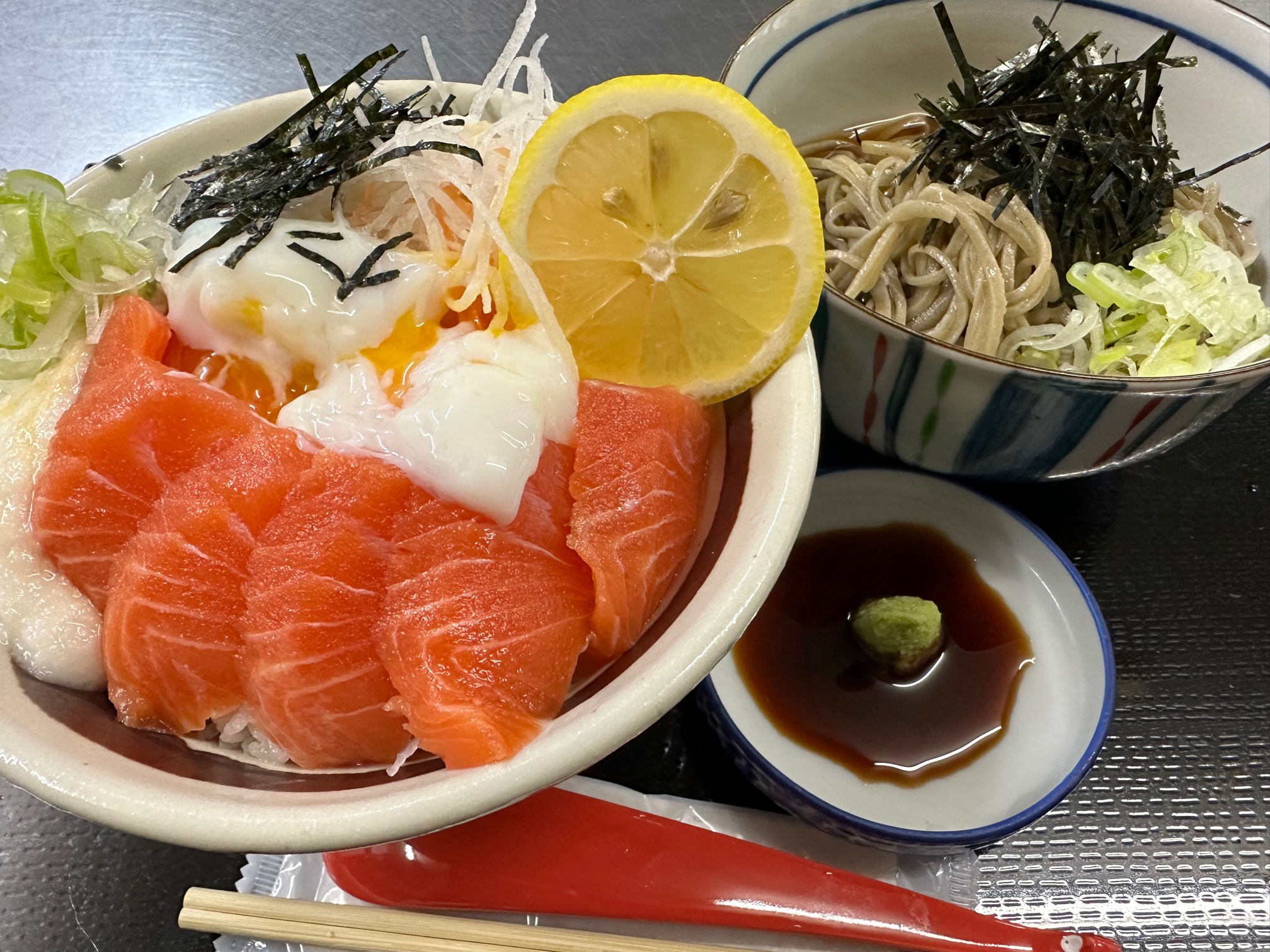 信州サーモン丼
