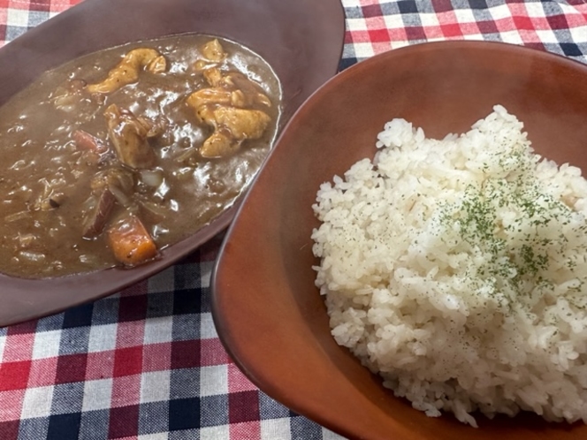 そばの実ご飯の「鳥カレーライス」