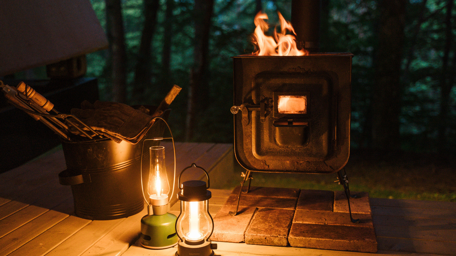 【焚火プラン・朝食付き】宿泊者限定アウトドアバー＆焚き火・モバイルハウスで森に包まれたグランピング