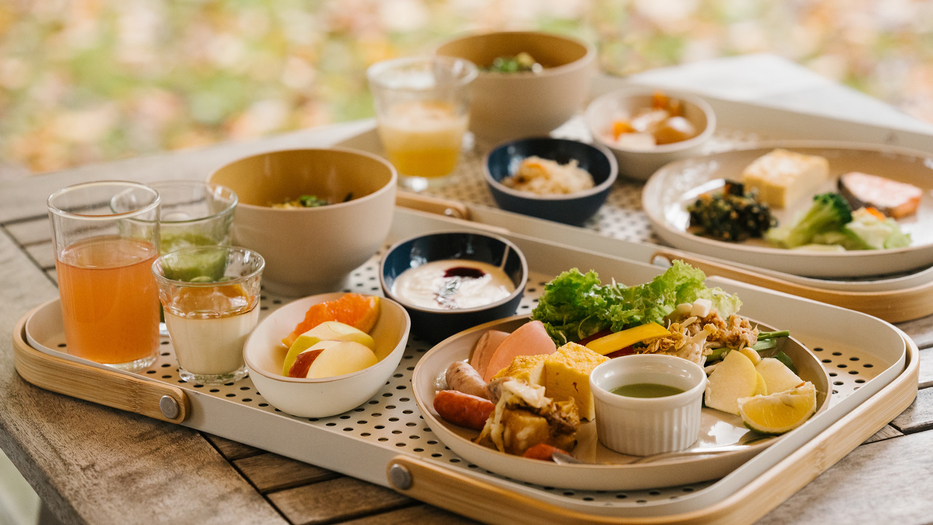 ◎【女子旅・朝食付き】モバイルハウスでグランピング体験・朝が楽しみになるピクニックセット
