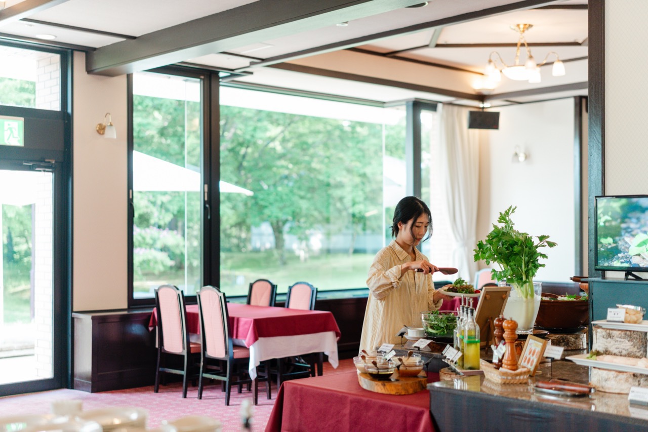【得旅セール】1泊朝食付プラン★信州・安曇野の恵み満喫！野菜たっぷりの感動朝食＆美肌温泉