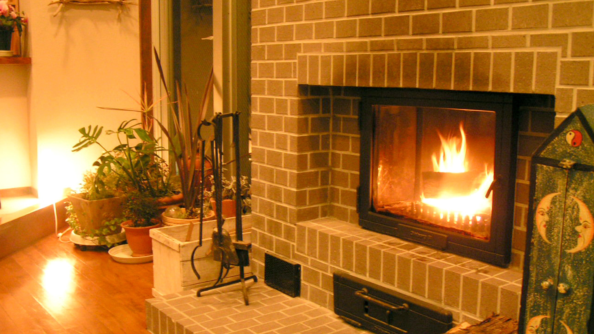 【ロビー】暖炉