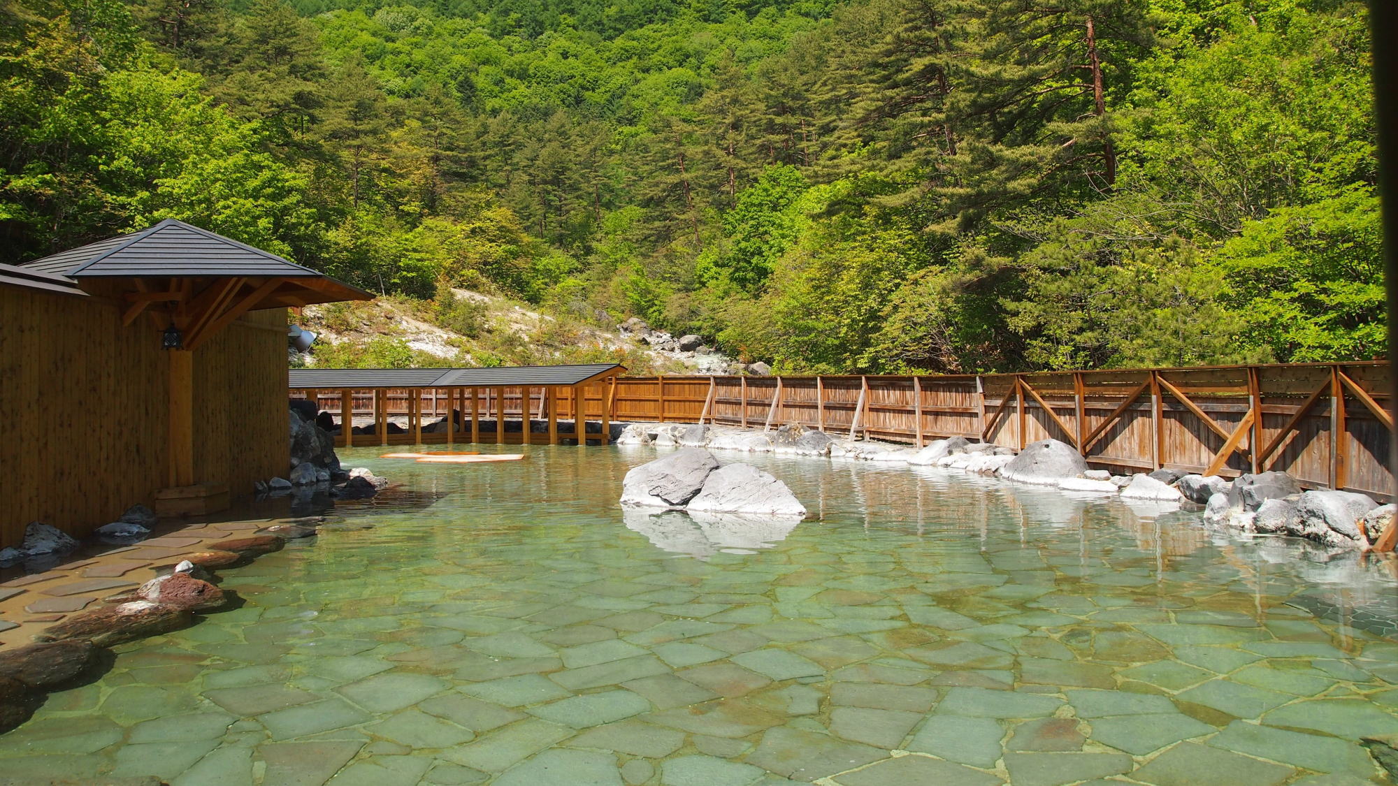 西の河原露天風呂　男湯