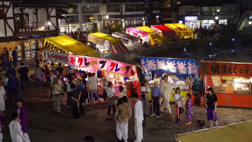 白根神社祭礼　７月１７日、１８日