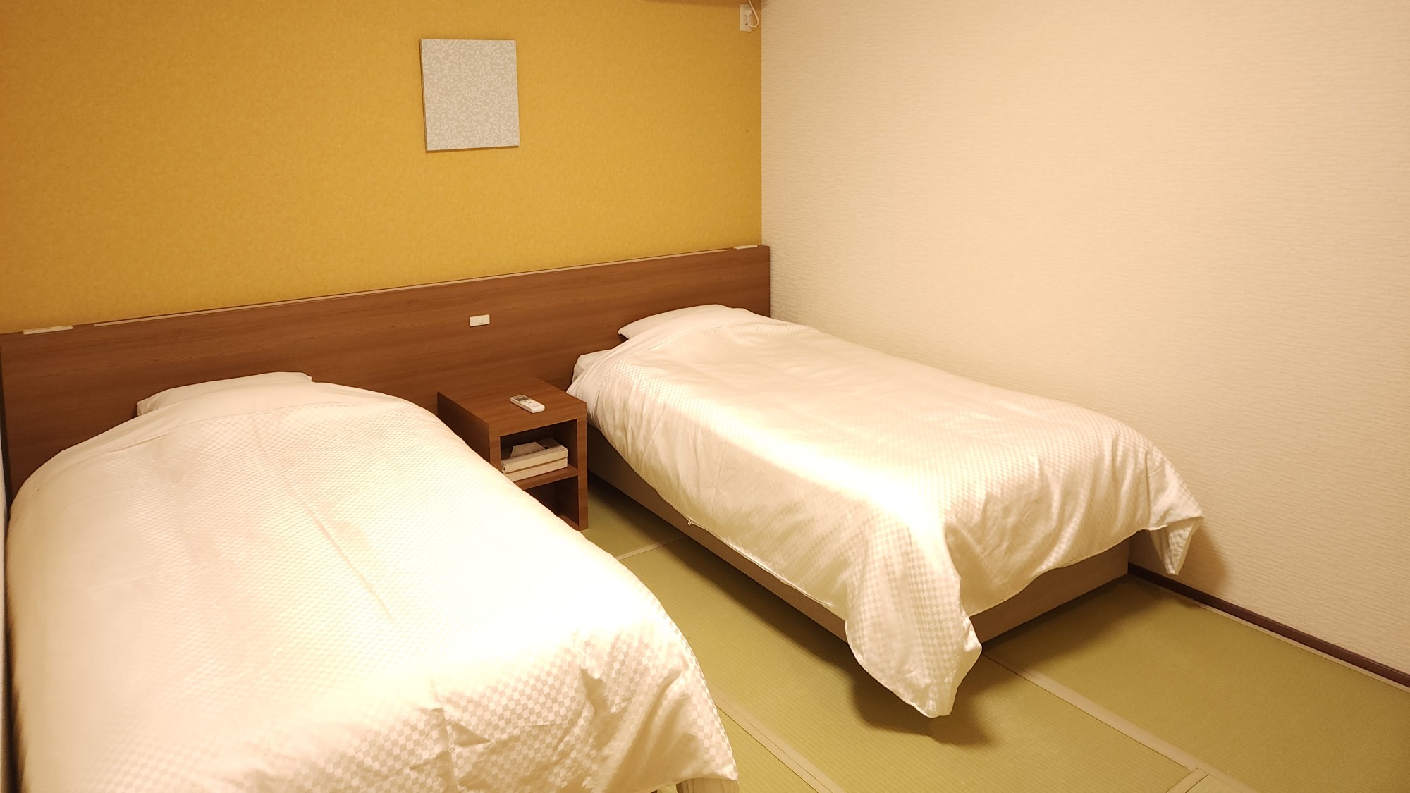 二間付き付き和室　ベッドルーム