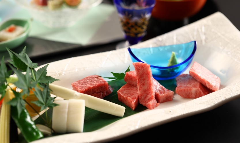 ■信州プレミアム牛和懐石コース　夏のお料理一例