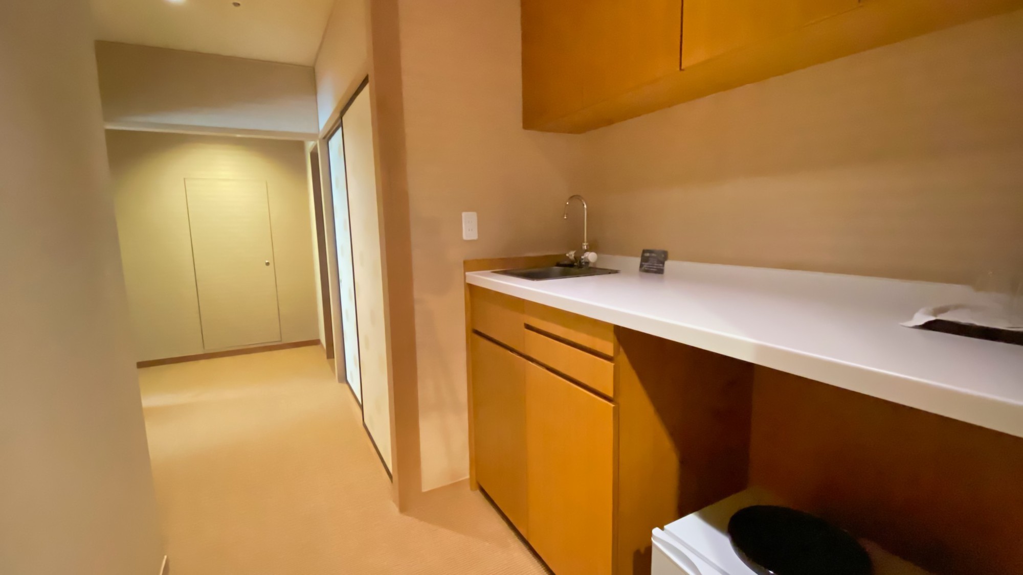 【展望風呂付】別館8階802特別室◆和8畳＋洋室35平米の客間にはミニシンクも完備