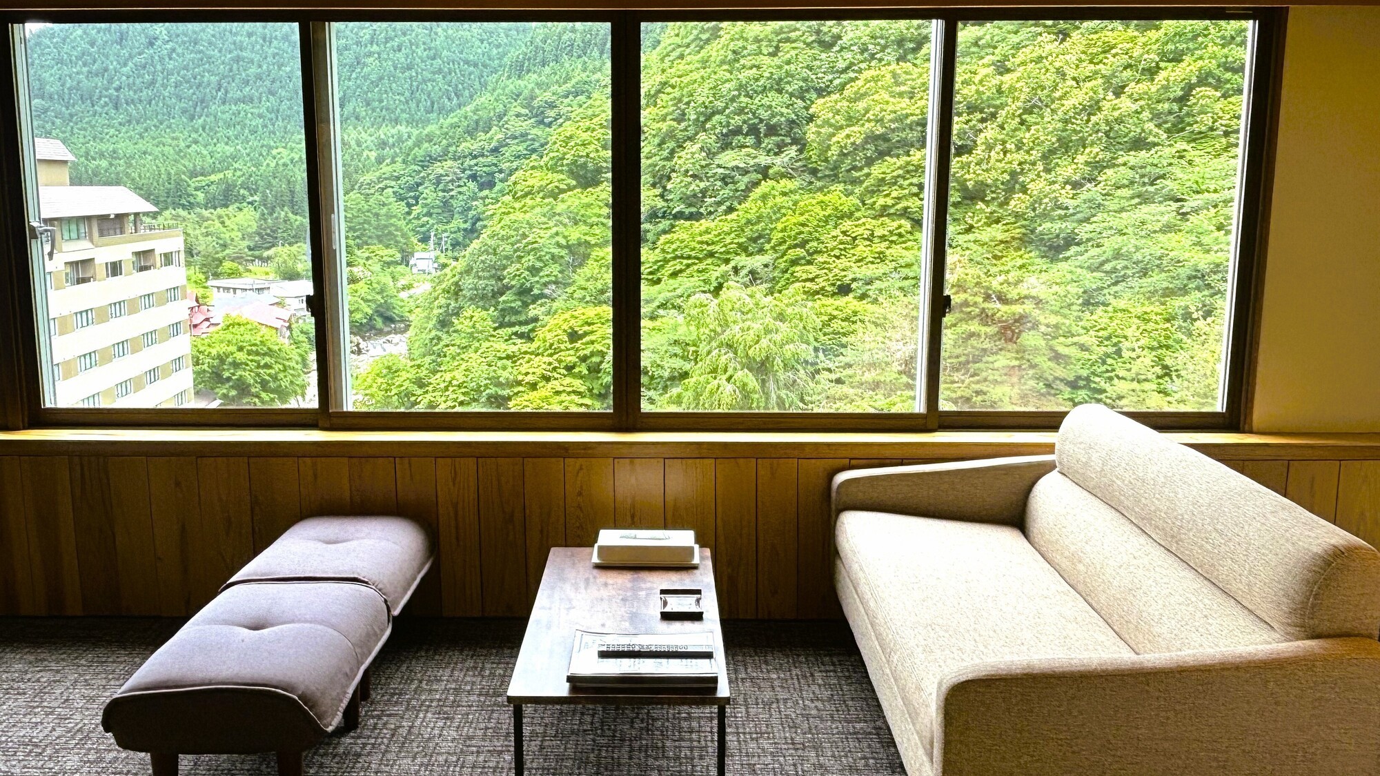 【高層階和ベッド】本館◆２ベッド　セパレートバス・トイレ付