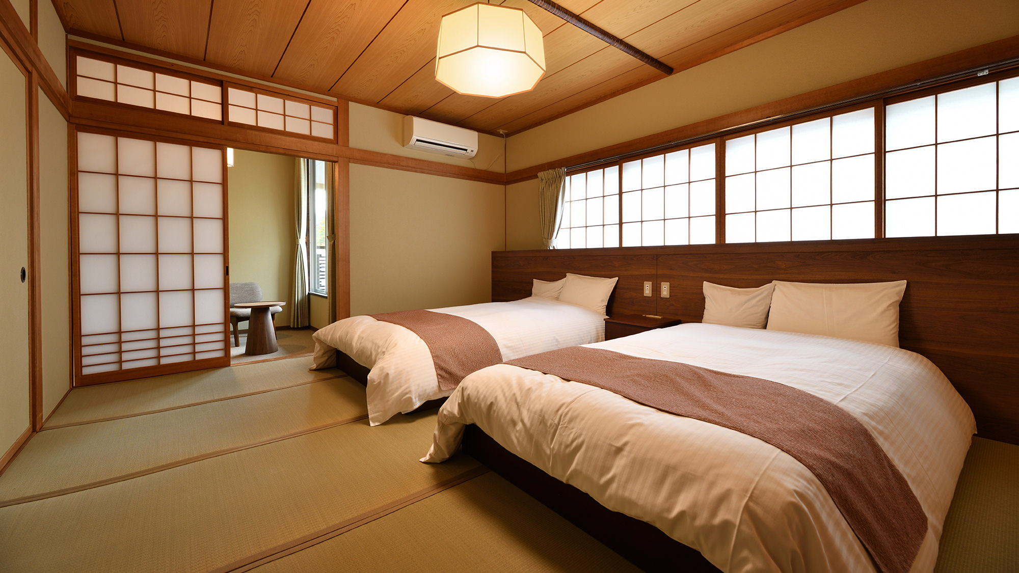 和風ツイン10畳 シャワールーム付 玉雪・綿雪