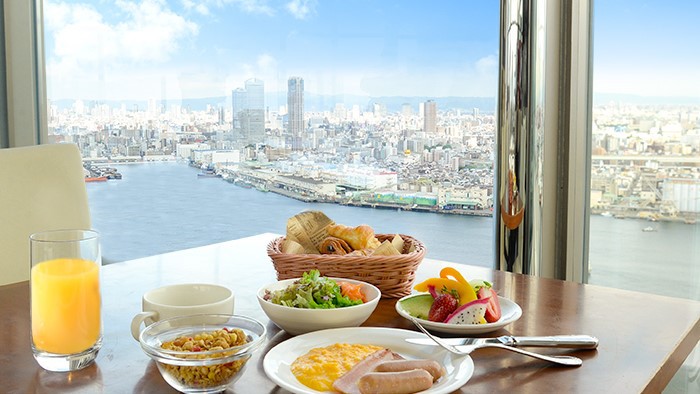 【高層階で贅沢ステイ】25階以上の客室と32階朝食会場から非日常を堪能＜プレミアム朝食付＞