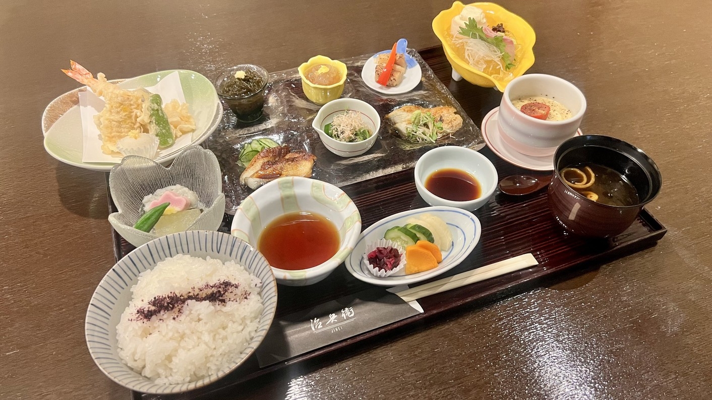 【夕朝食】料理長おまかせメニュープラン