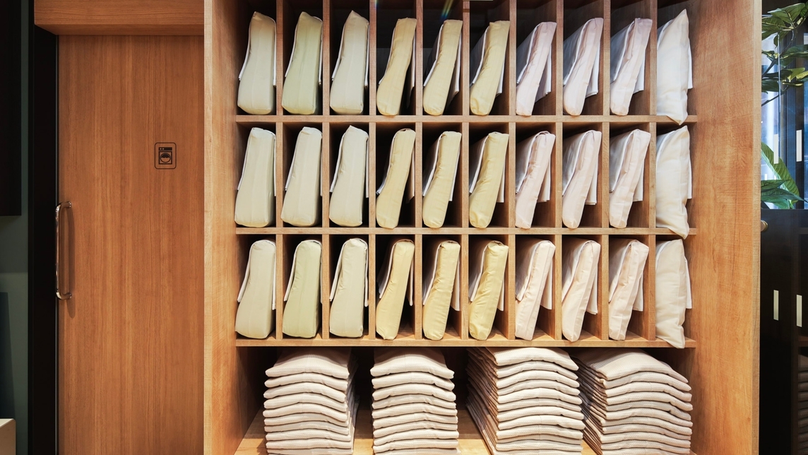 【日曜日限定】11時チェックアウトプラン（朝食ビュッフェ付き＆ウェルカムバー）