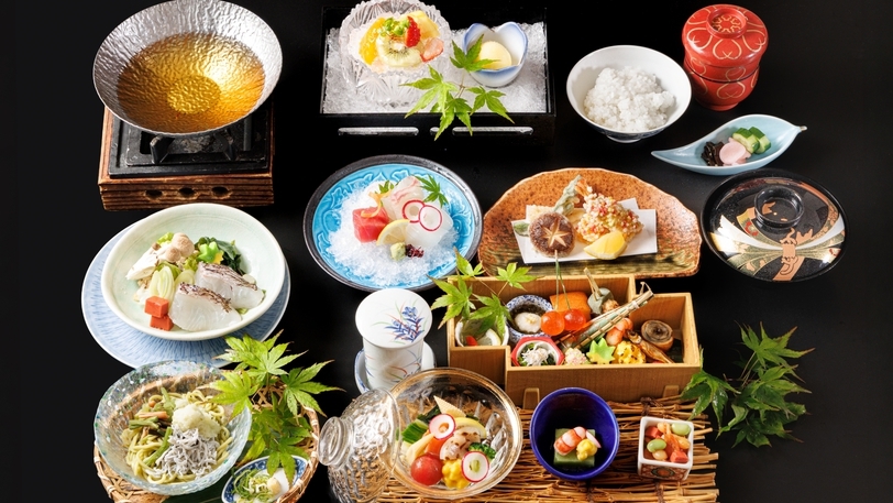【季節の彩会席】当館人気の月替りスタンダード会席♪旬の美味をお届け！