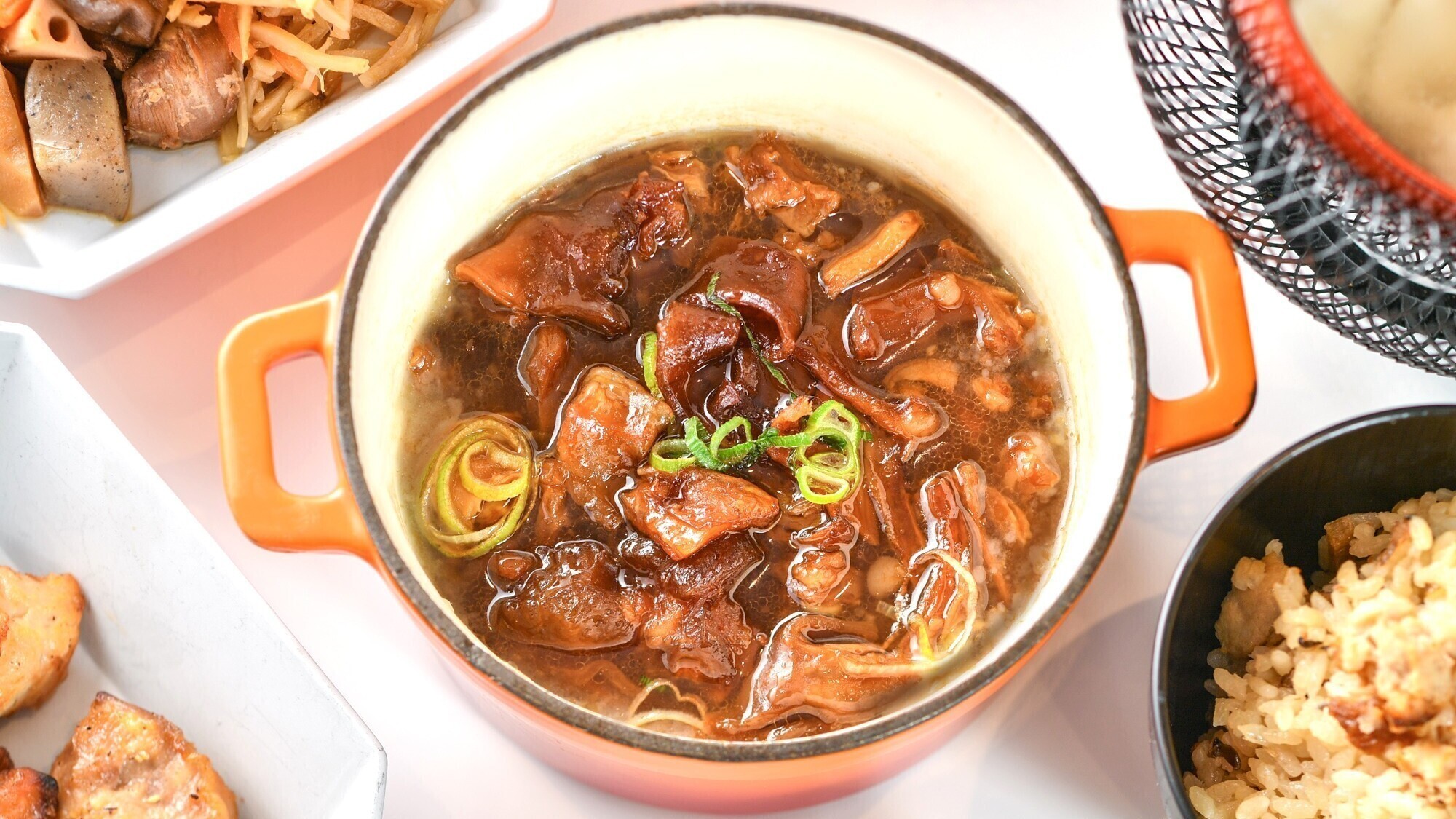 八丁味噌の名古屋めし定番『どて煮』もございます☆