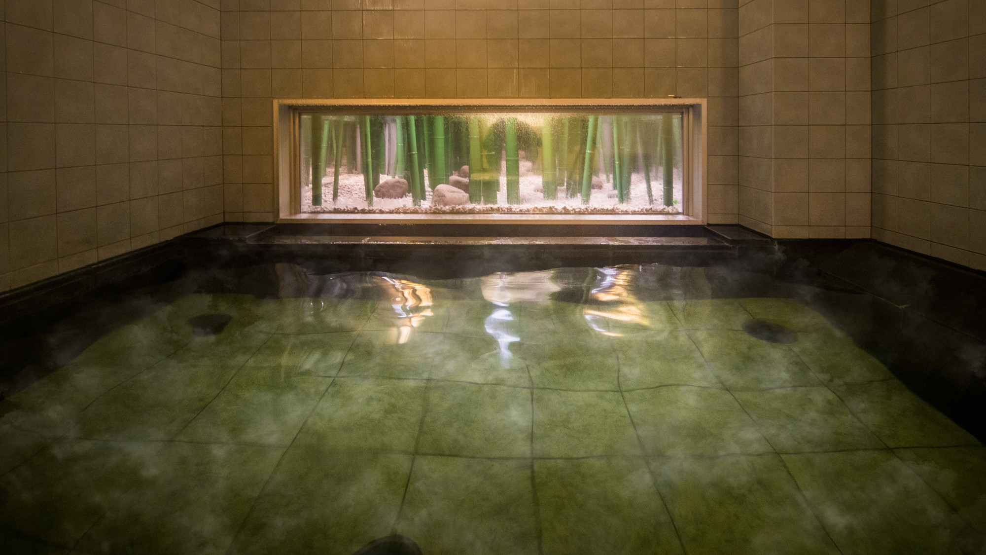 天然温泉『奥入瀬の湯』 ※男女時間交代制