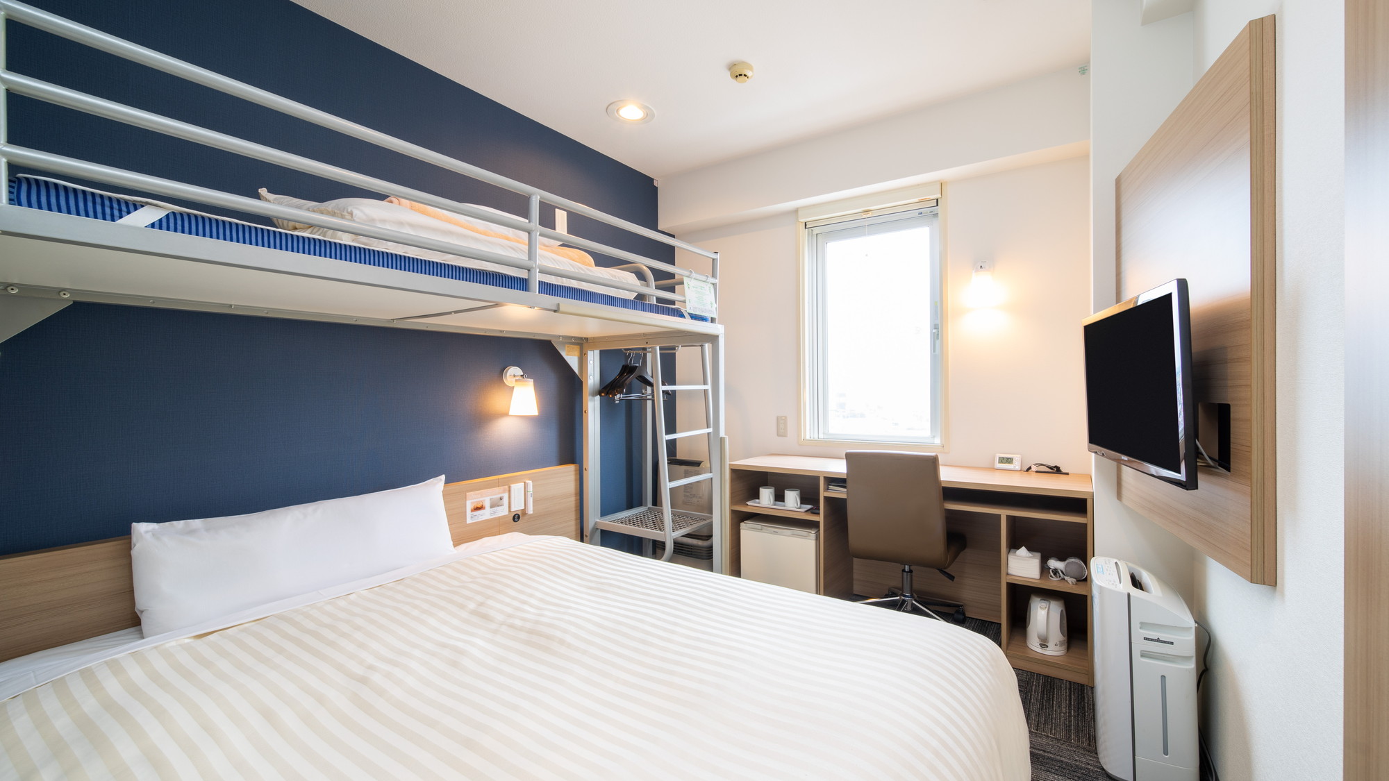 お子様に人気のロフトベッド付のお部屋です