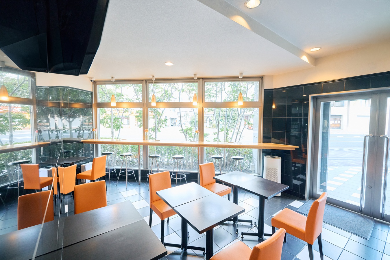 ホテルラウンジ