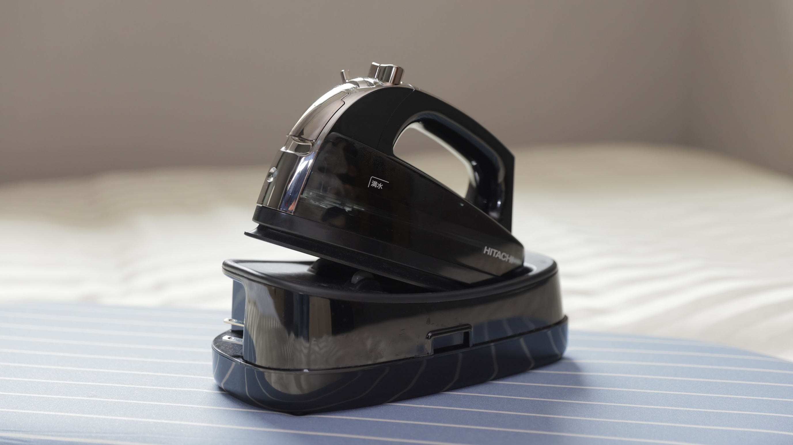 【アイロン】ビジネスマンの必須アイテム！アイロン貸し出し有