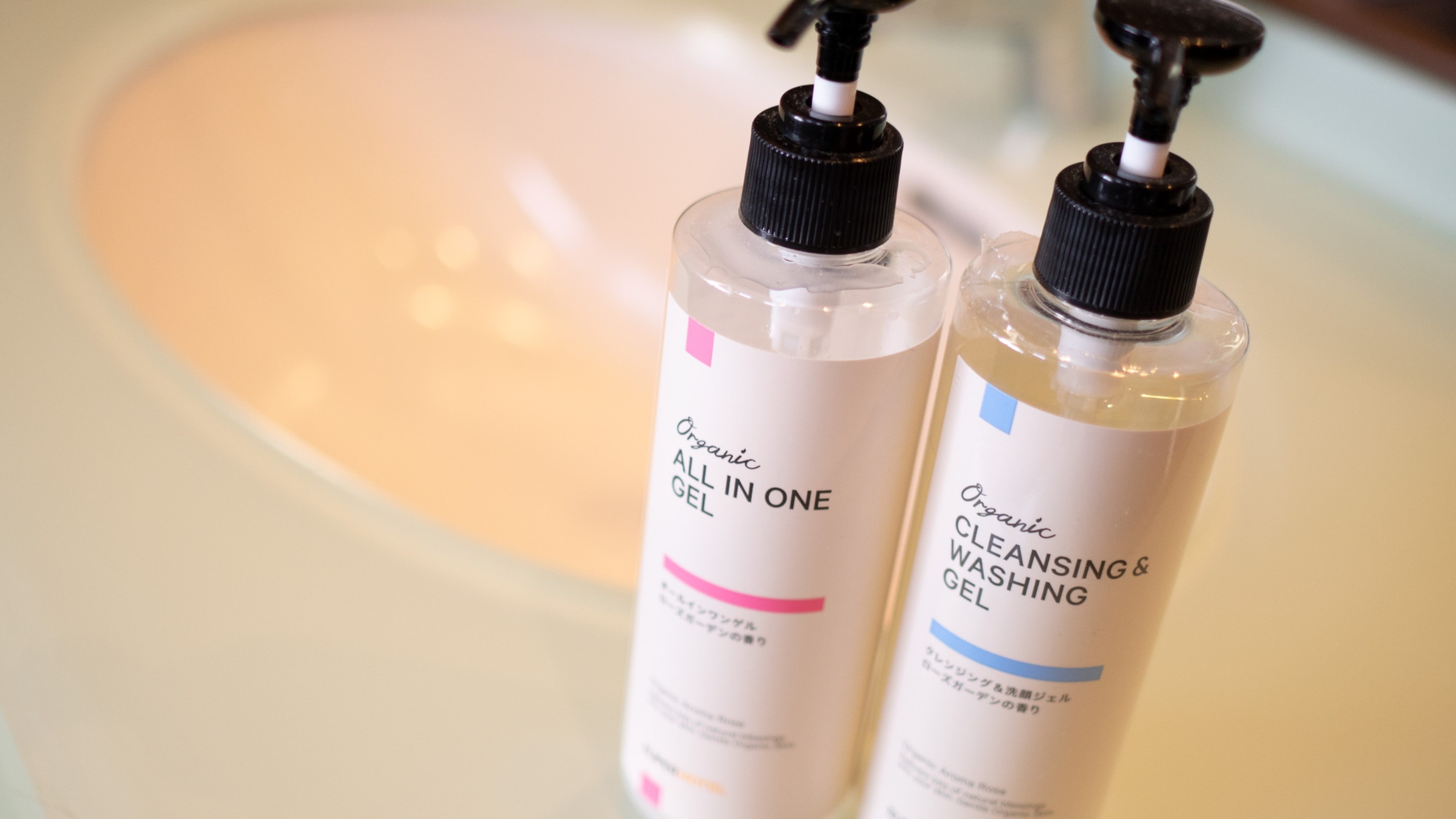 洗面台には「オールインワンゲル」設置