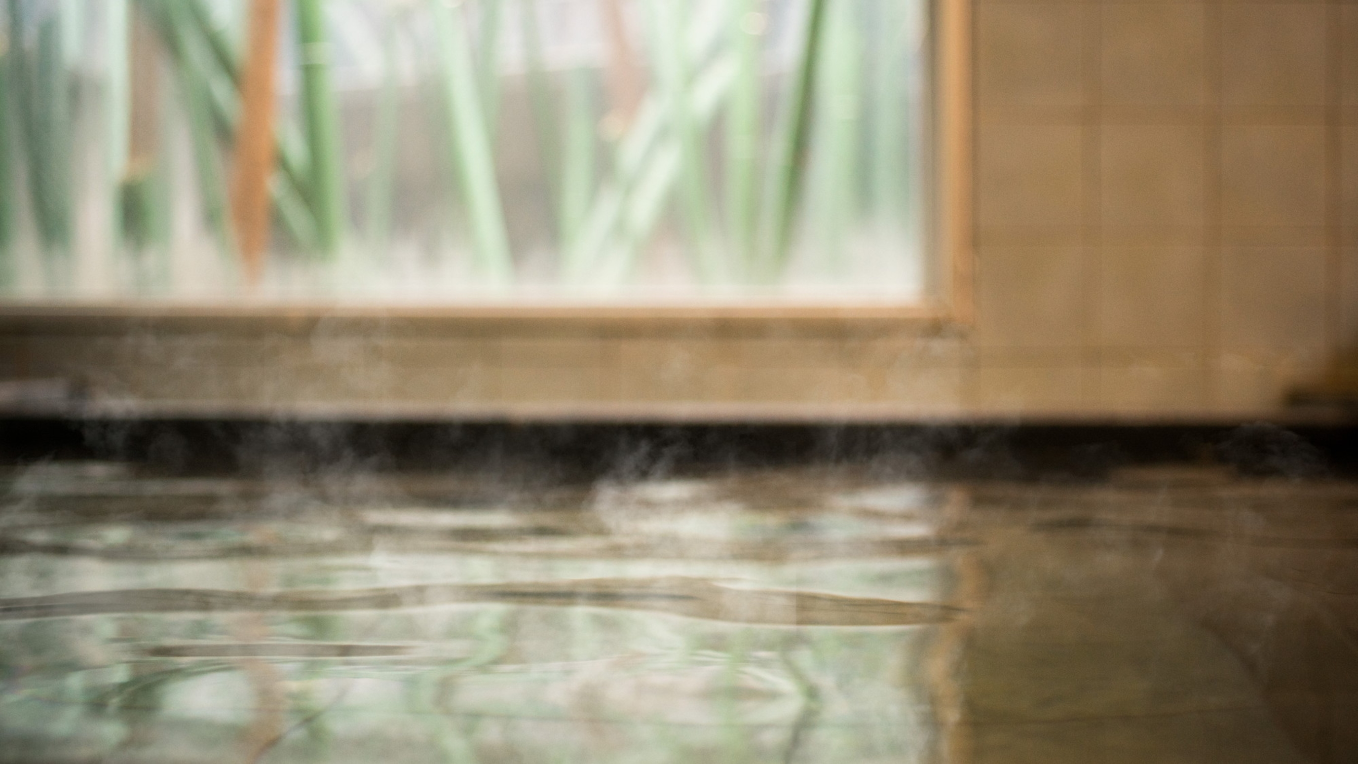 病やケガに良いとされ、地元でも評判のお湯です