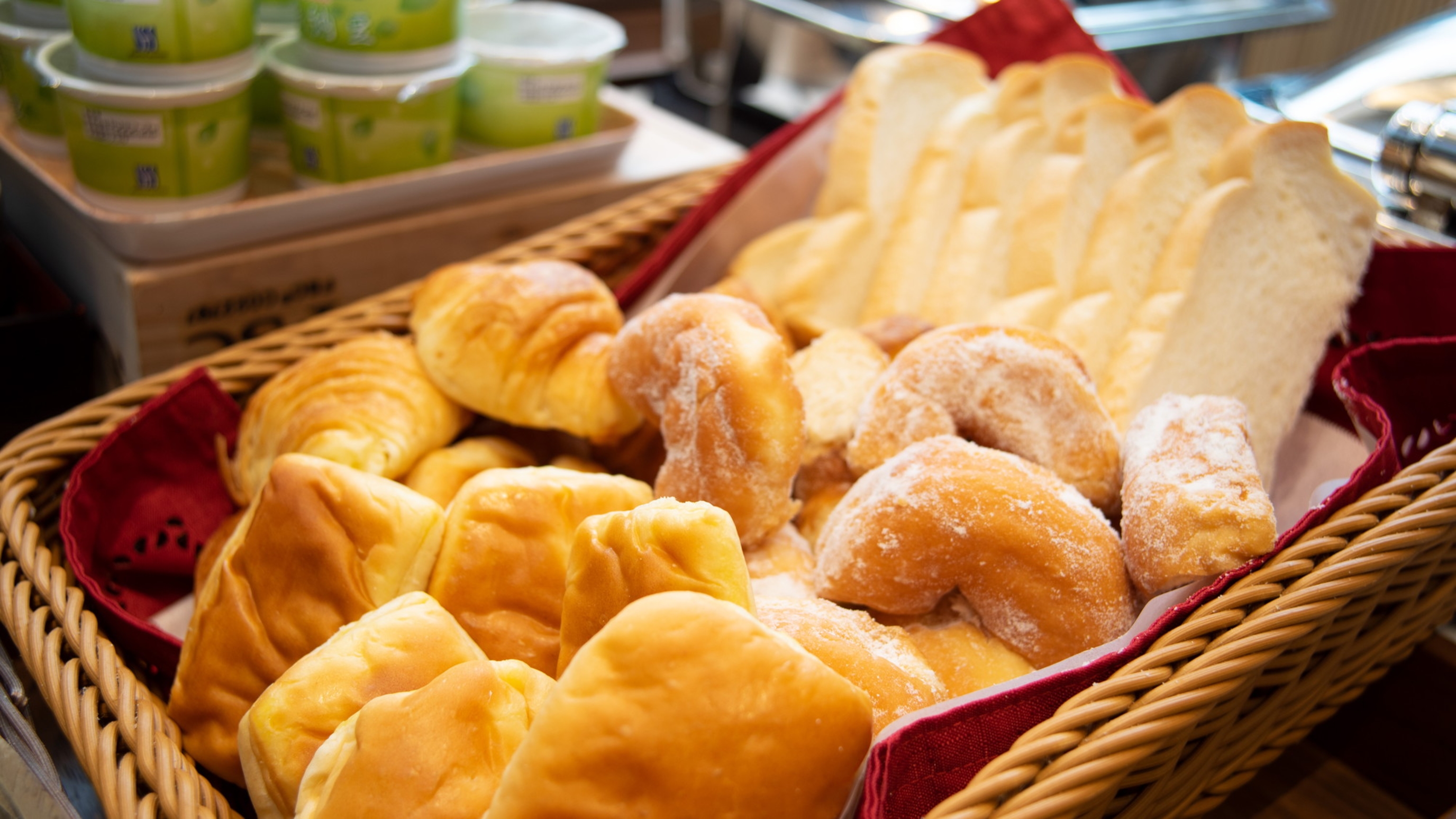 トースターもご用意しており、パンを温めることができます♪