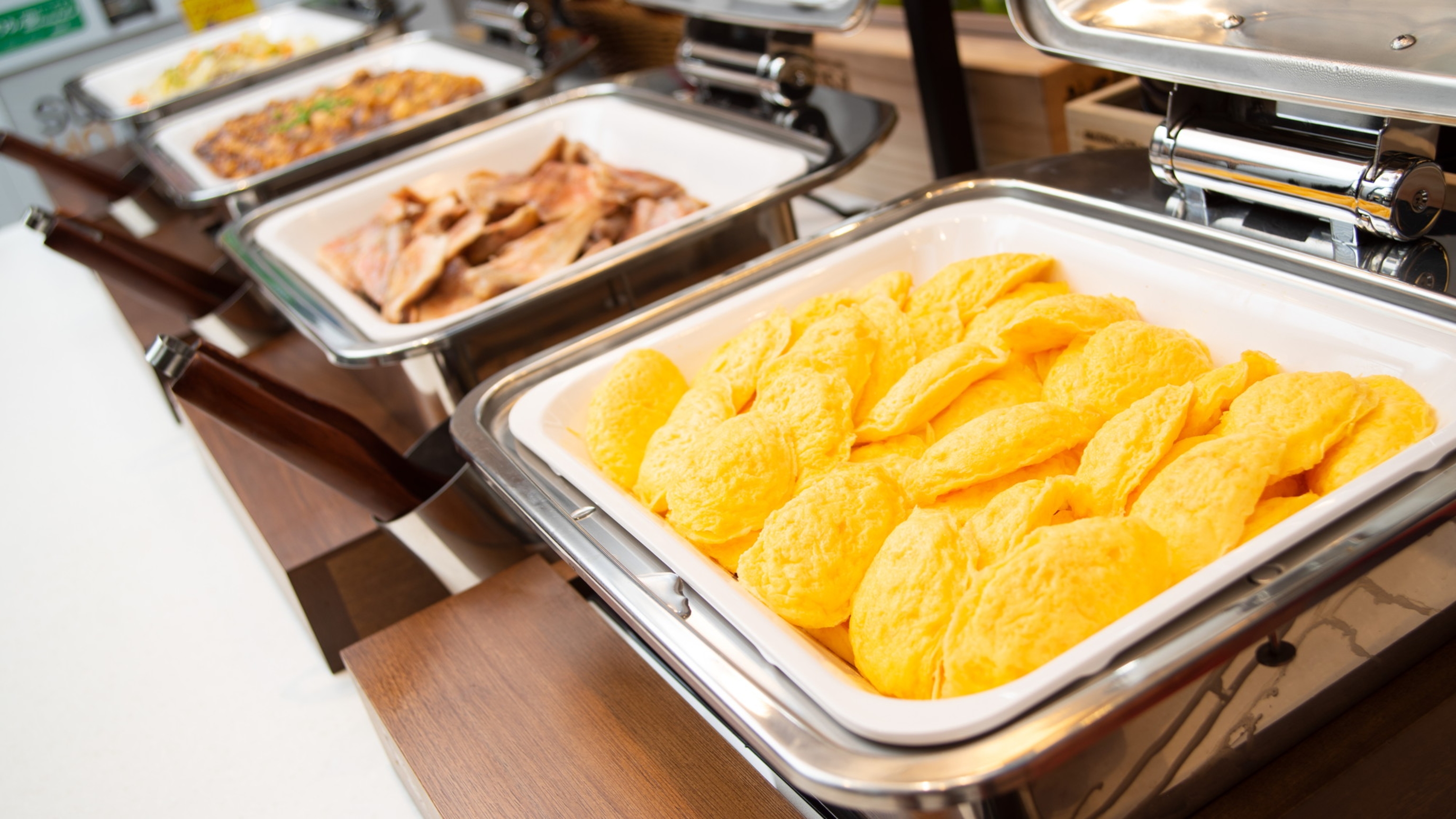 温かいお料理を提供いたします