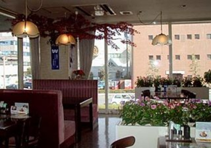 レストラン「カフェレストサントク三世」